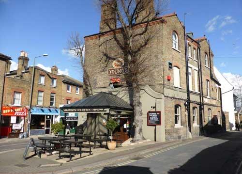 Picture 1. The Red Cow, Richmond, Greater London