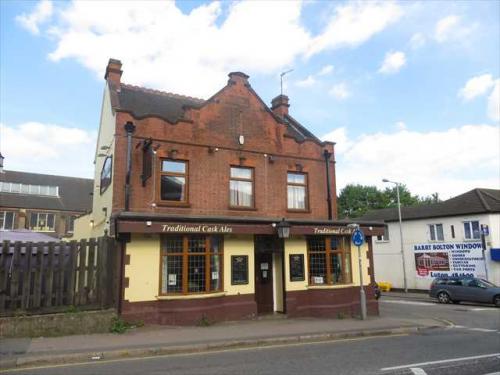 Picture 1. The English Rose, Luton, Bedfordshire